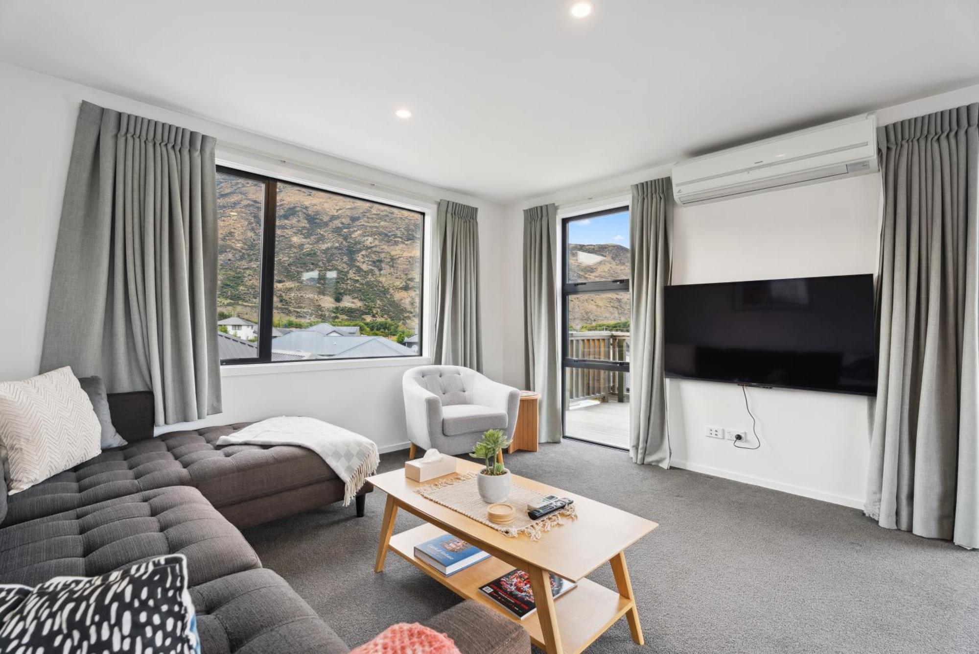 קווינסטאון Modern Apartment With Coronet & Remarkables Views מראה חיצוני תמונה