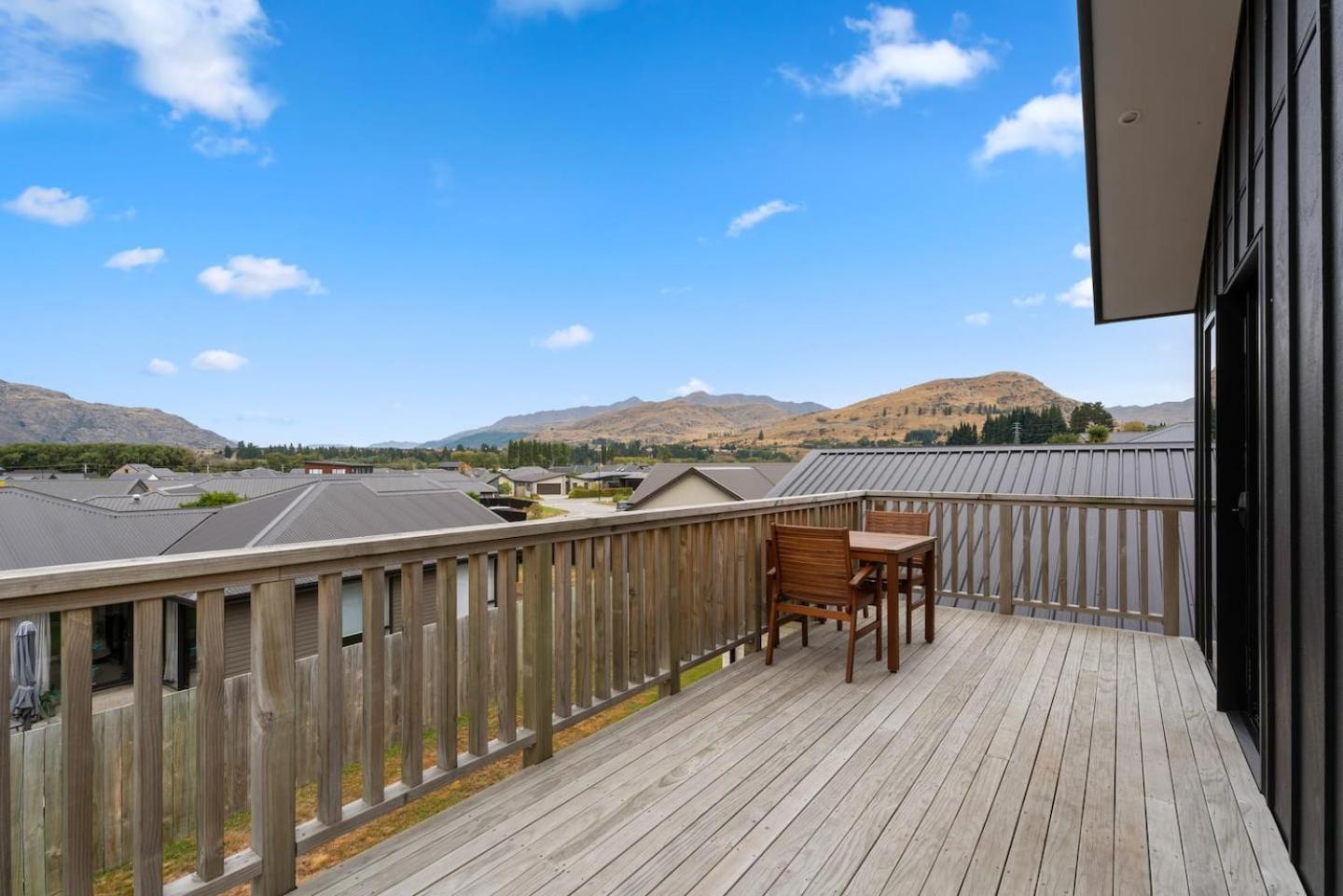 קווינסטאון Modern Apartment With Coronet & Remarkables Views מראה חיצוני תמונה